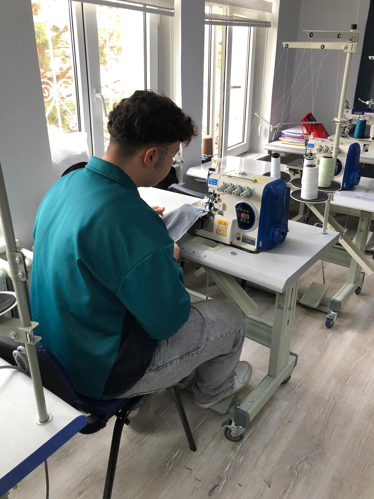 Sivas MESEM’e Dikiş Makinesi ve Atölye Kurulumu Desteği